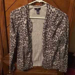 2 for $10🌻Gap Crew Neck Cardigan